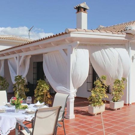 Fuentezuelas Pool Villa Sayalonga Bagian luar foto